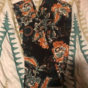OS LULAROE LEGGINGS